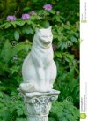 statua-di-pietra-di-un-gatto-18322976.jpg