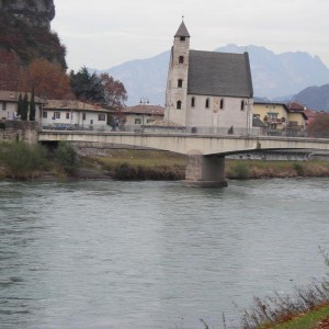 DSCN4854
Chiesa di Sant'Apollonia oltre l'Adige