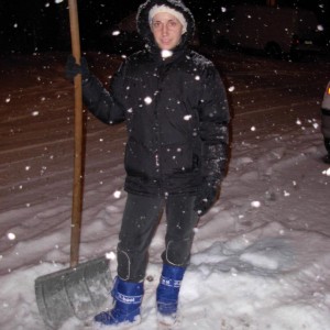 Spalando neve (dicembre 2009)