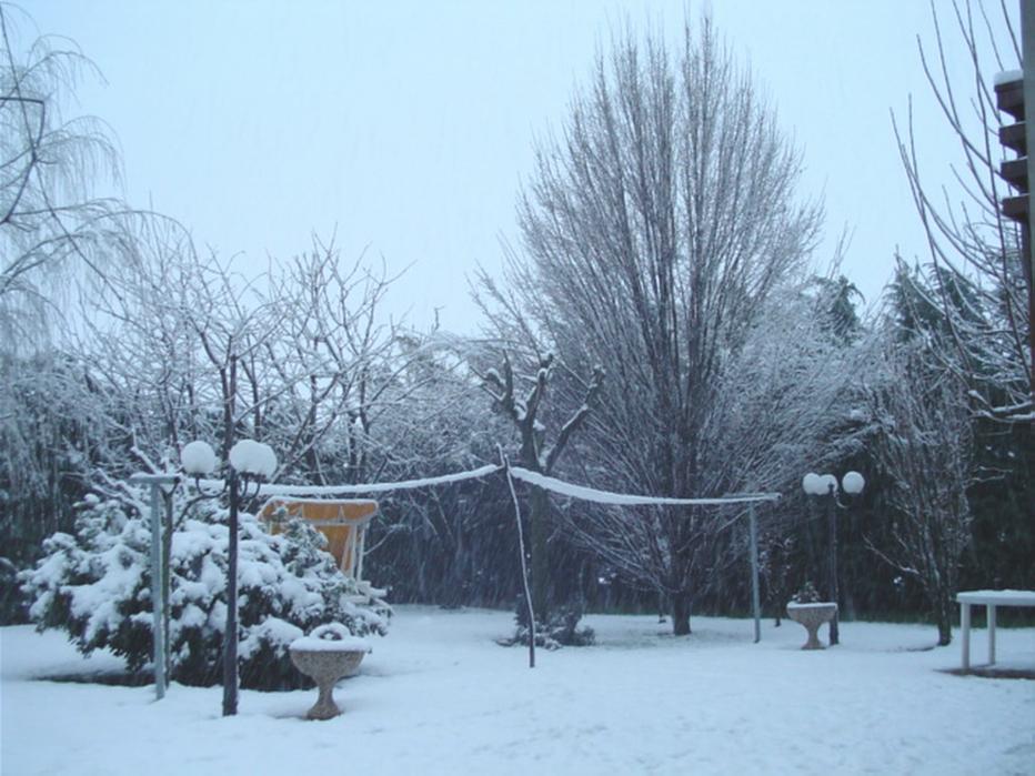 panoramica fronte casa - inverno